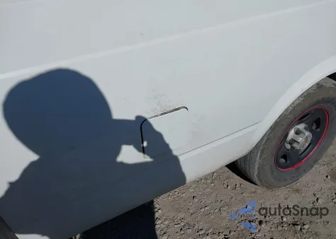 2005 Chevrolet Astro из США, поврежденный, VIN 1GCDM19X15B100597